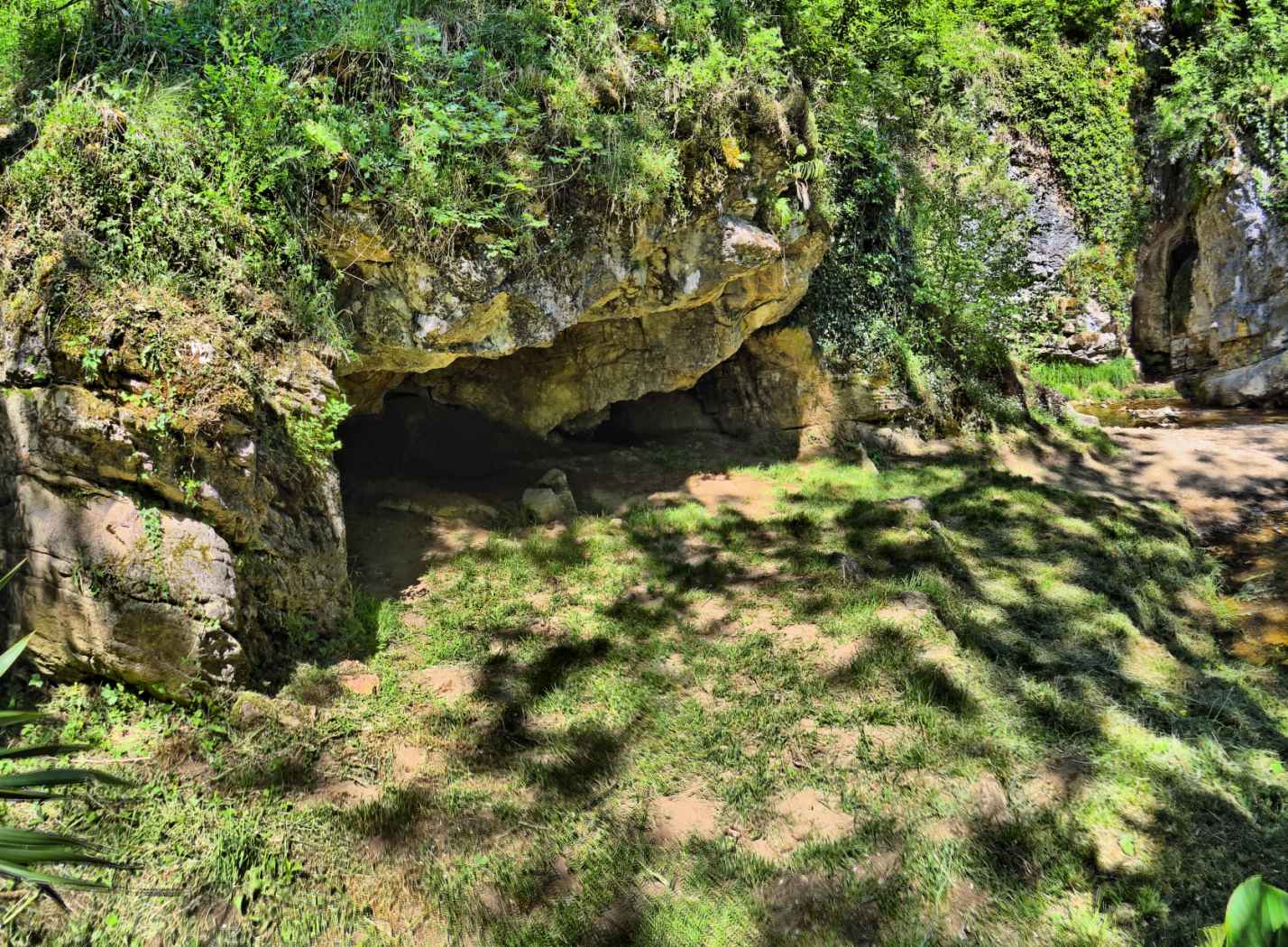 Il Giardino delle Grotte di Ara